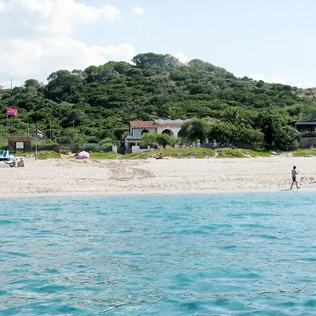 Apartament Marinedda *