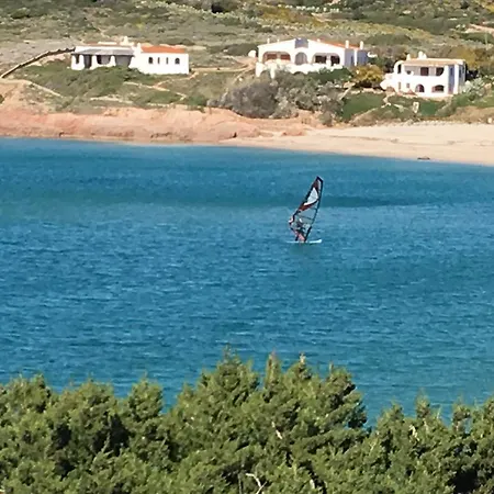 Marinedda شقة ايزولا روسا